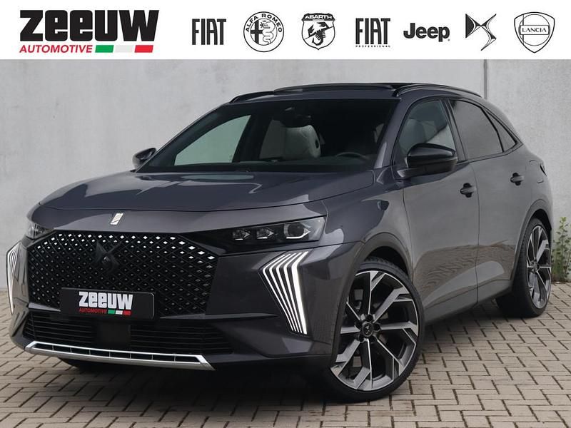Grijs Gebruikt 2025 DS Automobiles DS7 Crossback Performance SUV | € 57.900 - Afbeelding 1/4