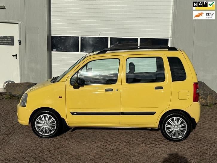 Geel Gebruikt 2004 Suzuki Wagon R+ GLX MPV | € 2.650 (Duur) - Afbeelding 1/4