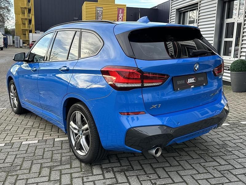 Occasion BMW X1 Sport Line 221 PK (162 kW) 2021 Blauw SUV