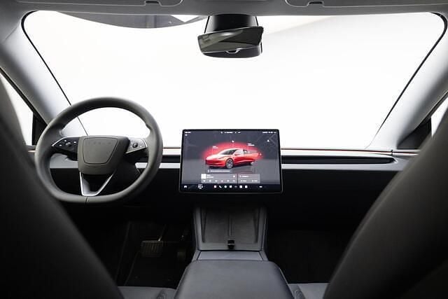 Occasion Tesla Model 3 RWD 208 kW (283 PK) 2024 Rood Sedan