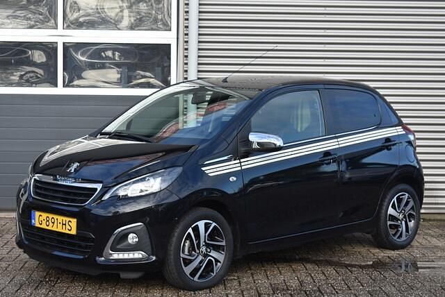 Zwart Gebruikt 2019 Peugeot 108 Collection Hatchback | € 9.940 (Eerlijke prijs) - Afbeelding 1/4