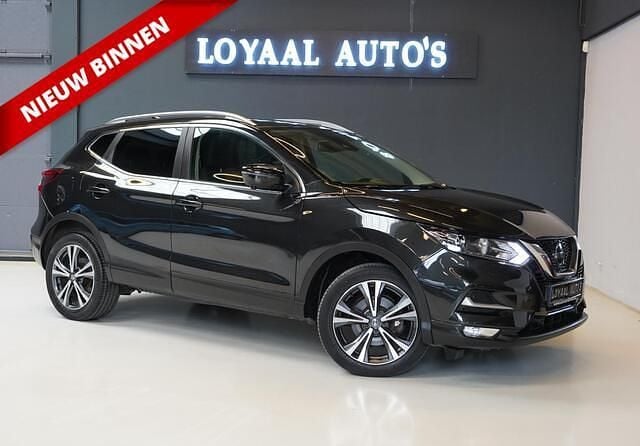 Zwart Gebruikt 2019 Nissan Qashqai Tekna SUV | € 14.999 (Goede deal) - Afbeelding 1/4