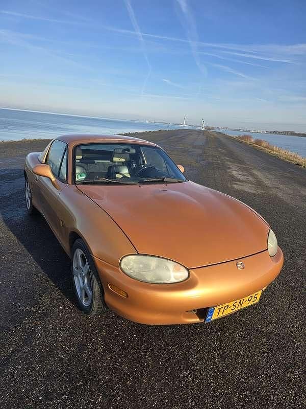 Occasion Mazda MX5 110 PK (80 kW) 1998 Oranje Cabriolet