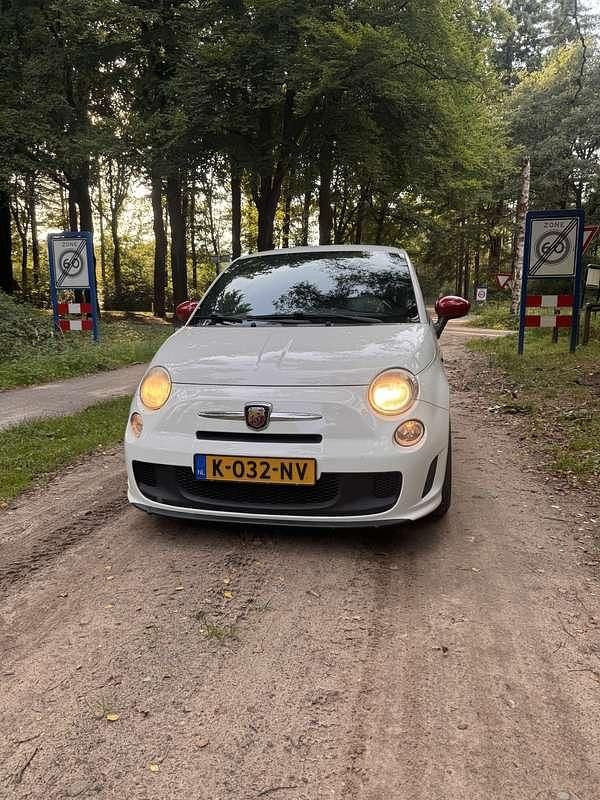 Wit Gebruikt 2012 Fiat 500 Abarth Hatchback | € 6.950 (Super prijs) - Afbeelding 1/4