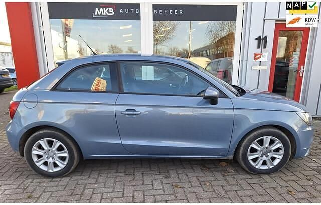 Occasion Audi A1 Attraction 86 PK (63 kW) 2011 Blauw (metallic) Hatchback