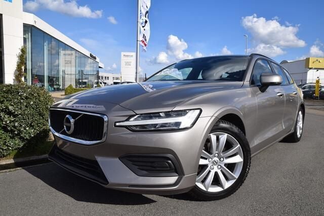 Goud Gebruikt 2018 Volvo V60 Momentum Stationwagen | € 24.850 (Super prijs) - Afbeelding 1/4