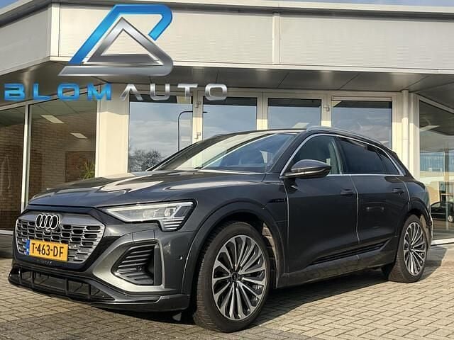 Grijs Occasion 2023 Audi Q8 e-tron S-Line SUV | € 49.880 (Super prijs) - Afbeelding 1/4