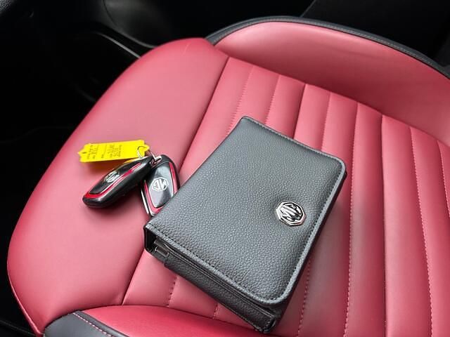 Occasion MG EHS Luxury 162 PK (119 kW) 2022 Zilver (metallic) SUV