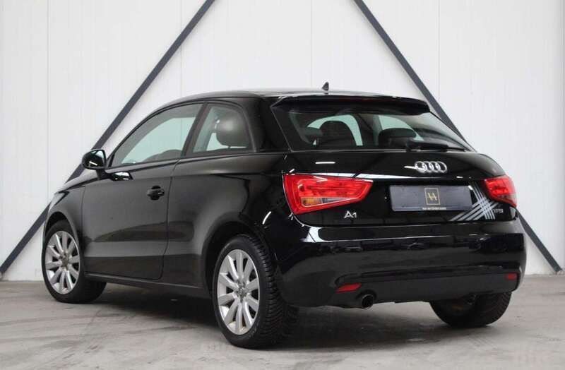 Occasion Audi A1 Attraction 86 PK (63 kW) 2011 Zwart Hatchback