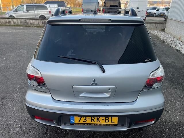 Occasion Mitsubishi Outlander Intense 161 PK (118 kW) 2005 Grijs SUV