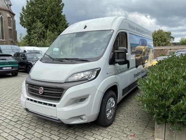 Grijs Gebruikt 2022 Fiat E-Ducato Sedan | € 60.379 - Afbeelding 1/4