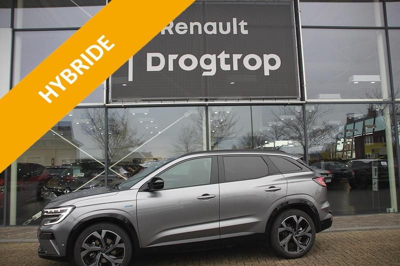 Grijs Gebruikt 2025 Renault Austral Esprit Alpine SUV | € 38.320 - Afbeelding 1/3