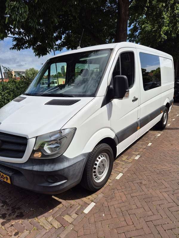 Gebruikt 2015 Mercedes Sprinter Van | € 13.800 (Iets duurder) - Afbeelding 1/4