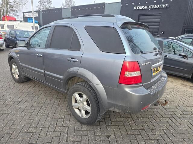 Grijs Gebruikt 2008 Kia Sorento SUV | € 1.499 (Goede deal) - Afbeelding 1/4