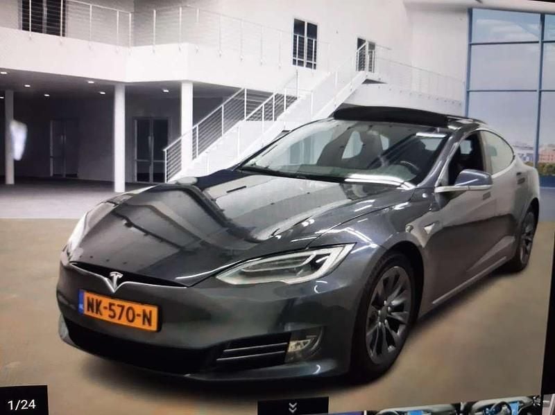Grijs Occasion 2017 Tesla Model S Hatchback | € 16.250 (Goede deal) - Afbeelding 1/4