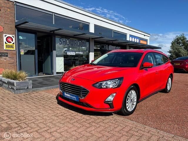 Rood Gebruikt 2020 Ford Focus Business Edition Stationwagen | € 16.900 (Goede deal) - Afbeelding 1/4
