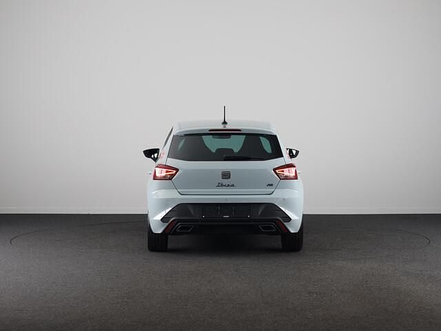 Nieuw Seat Ibiza Business 95 PK (69 kW) 2026 Grijs Hatchback