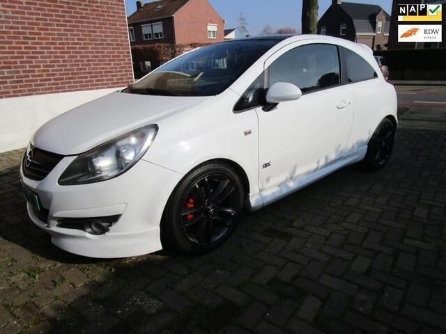 Wit Gebruikt 2009 Opel Corsa Color Edition Hatchback | € 4.450 (Iets duurder) - Afbeelding 1/4