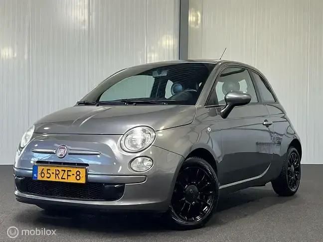 Grijs Gebruikt 2011 Fiat 500 Sport Hatchback | € 5.445 (Eerlijke prijs) - Afbeelding 1/4
