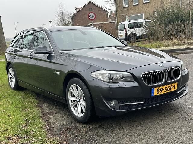 Occasion BMW 523 Executive 204 PK (150 kW) 2011 Grijs Stationwagen