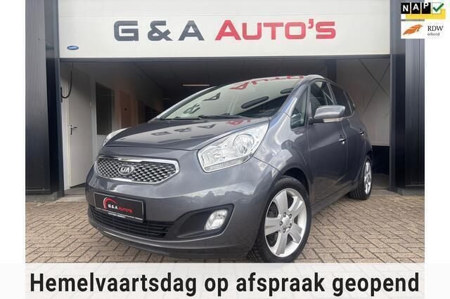 Grijs Gebruikt 2012 Kia Venga Hatchback | € 7.499 (Eerlijke prijs) - Afbeelding 1/4