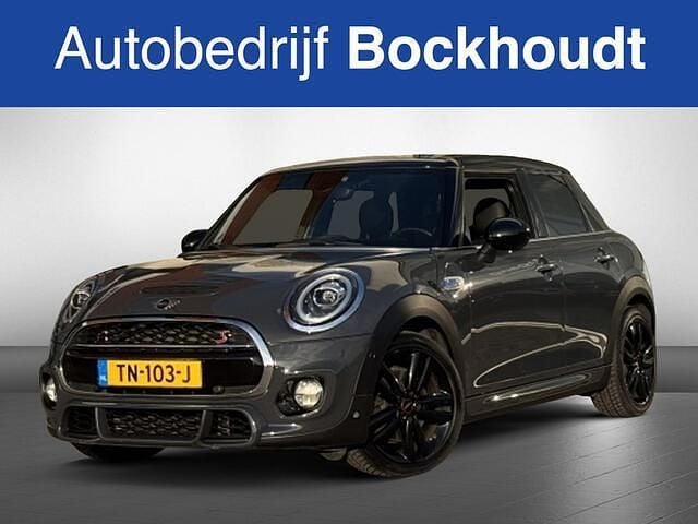 Grijs Occasion 2018 Mini John Cooper Works Hatchback | € 20.900 (Goede deal) - Afbeelding 1/4