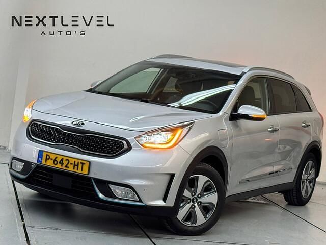Grijs Gebruikt 2019 Kia Niro SUV | € 18.950 (Eerlijke prijs) - Afbeelding 1/4