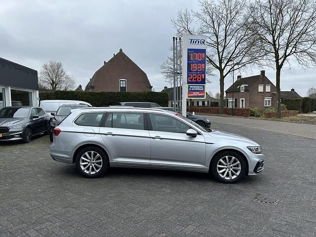 Occasion VW Passat Business 218 PK (160 kW) 2020 Grijs (metallic) Stationwagen