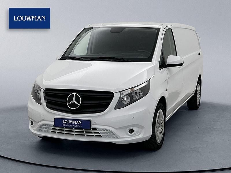 Wit Gebruikt 2023 Mercedes Vito MPV | € 29.945 (Goede deal) - Afbeelding 1/3