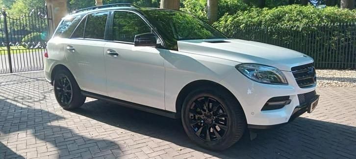 Gebruikt 2014 Mercedes ML250 SUV | € 15.225 - Afbeelding 1/2