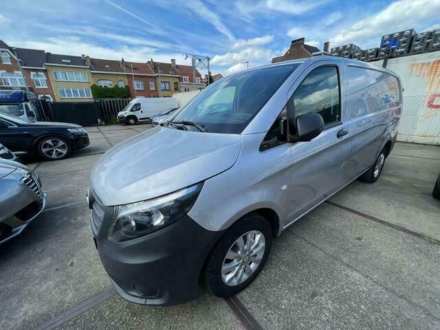 Zilver Gebruikt 2017 Mercedes Vito Van | € 15.800 (Iets duurder) - Afbeelding 1/4