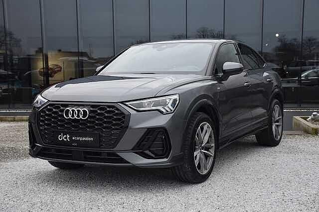 Grijs Occasion 2020 Audi Q3 S-Line SUV | € 31.900 (Iets duurder) - Afbeelding 1/4