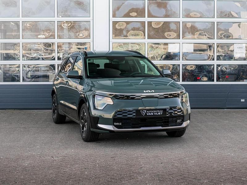 Nieuw Kia e-Niro Air 150 kW (204 PK) 2025 City scape green SUV