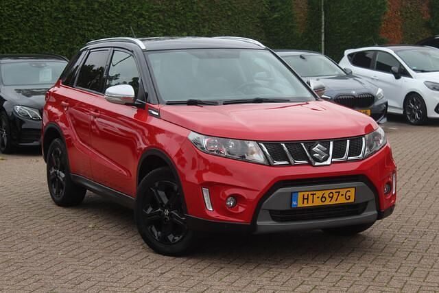 Rood Gebruikt 2016 Suzuki Vitara SUV | € 14.750 (Eerlijke prijs) - Afbeelding 1/4