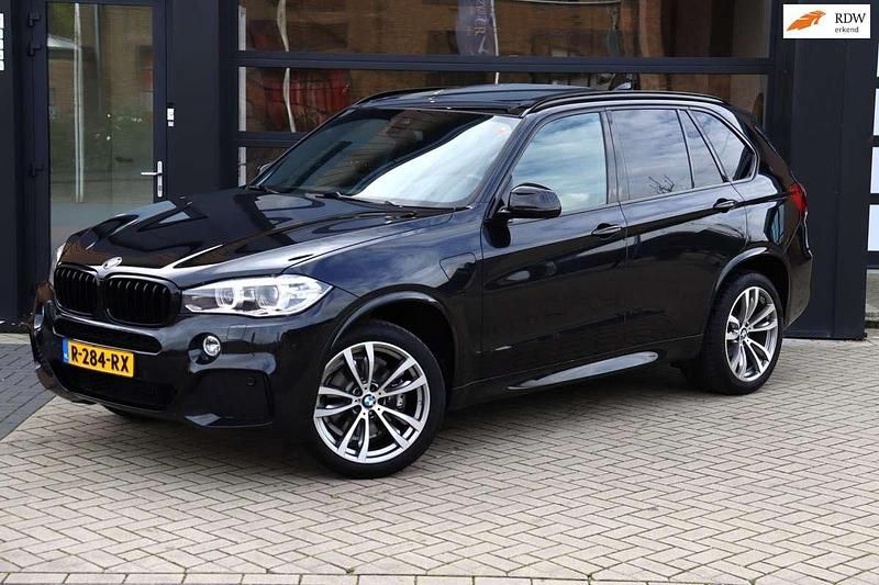 Zwart Occasion 2017 BMW X5 Executive SUV | € 27.995 (Eerlijke prijs) - Afbeelding 1/4