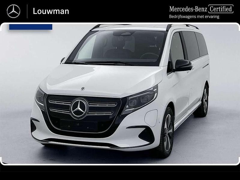 Wit Occasion 2024 Mercedes EQV300 Van | € 57.945 - Afbeelding 1/4