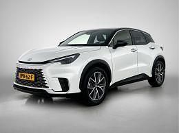 Wit metallic Gebruikt 2024 Lexus LBX SUV | € 38.950 (Eerlijke prijs) - Afbeelding 1/4