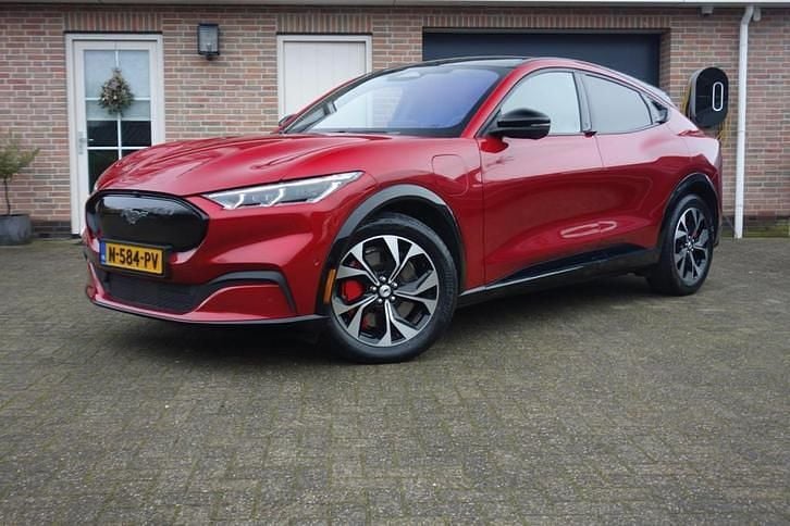 Occasion 2021 Ford Mustang Mach-E SUV | € 18.250 (Super prijs) - Afbeelding 1/4