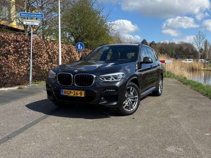 Grijs Gebruikt 2021 BMW X3 M Sport SUV | € 46.500 (Eerlijke prijs) - Afbeelding 1/4