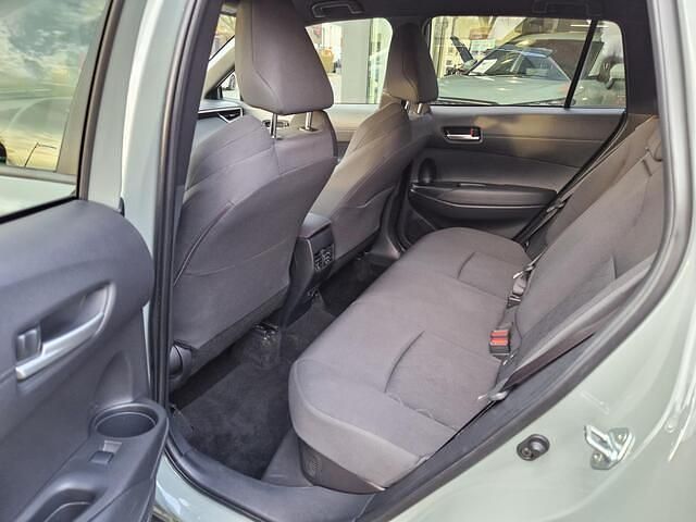 Occasion Toyota Corolla Cross Comfort 197 PK (144 kW) 2024 Groen (metallic) SUV