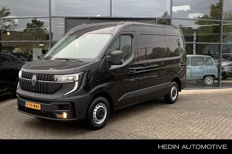 Zwart Nieuw 2025 Renault Master Van | € 46.985 (Eerlijke prijs) - Afbeelding 1/4