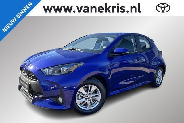Blauw Nieuw 2025 Toyota Yaris Active Hatchback | € 28.590 (Eerlijke prijs) - Afbeelding 1/4
