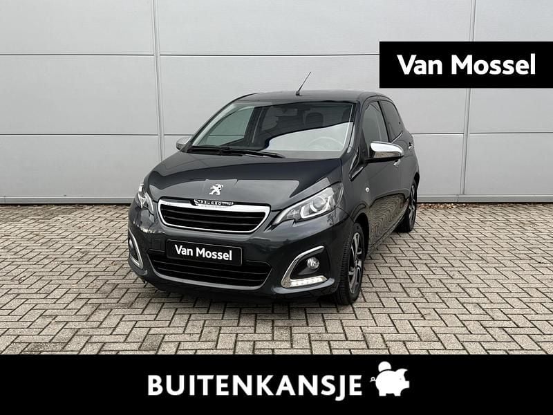 Grijs Gebruikt 2021 Peugeot 108 Allure Hatchback | € 11.740 (Eerlijke prijs) - Afbeelding 1/3