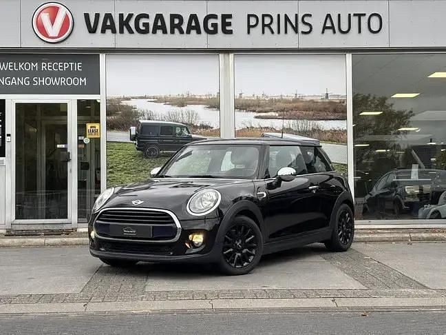Zwart Gebruikt 2017 Mini Cooper Business Hatchback | € 11.700 (Goede deal) - Afbeelding 1/4