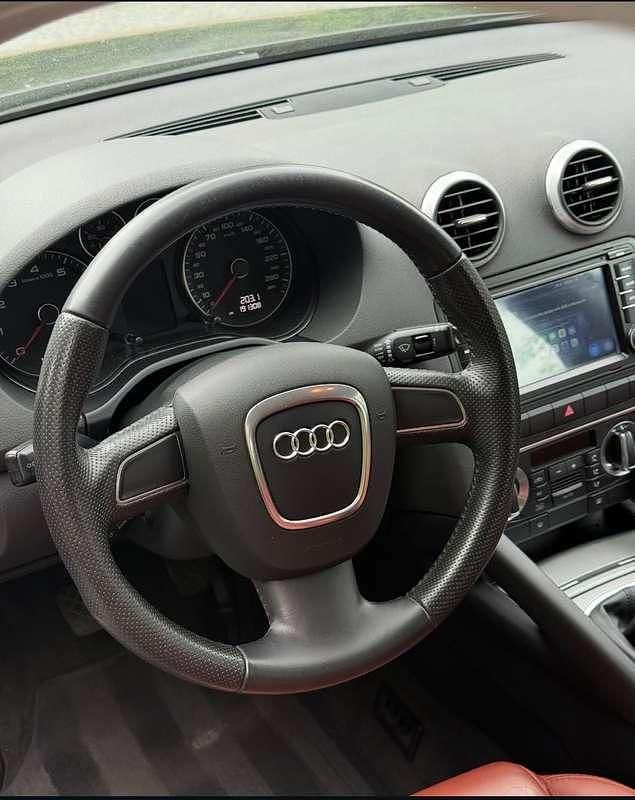 Zwart Gebruikt 2011 Audi A3 Ambition Hatchback | € 8.500 - Afbeelding 1/4