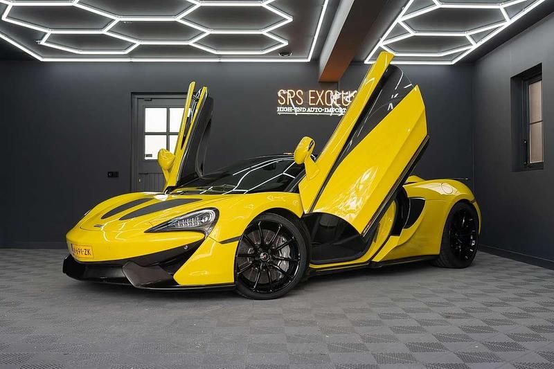 Geel Gebruikt 2018 McLaren 570S Cabriolet | € 166.900 - Afbeelding 1/4