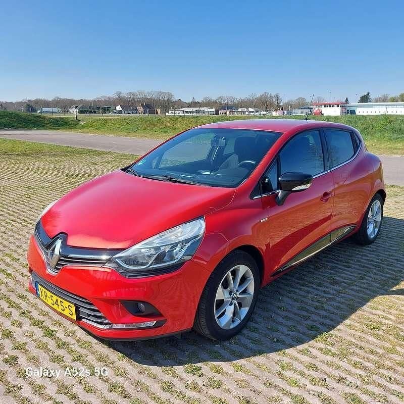 Rood Gebruikt 2016 Renault Clio IV LIMITED Hatchback | € 7.499 (Goede deal) - Afbeelding 1/4