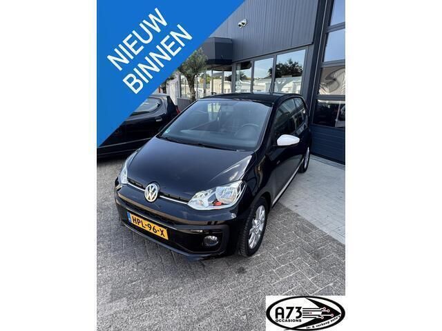 Zwart Gebruikt 2017 VW up! take up! Hatchback | € 7.950 (Eerlijke prijs) - Afbeelding 1/4