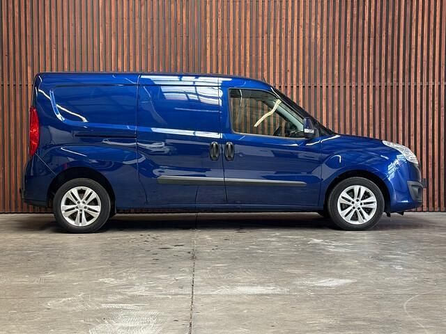 Occasion Opel Combo Sport 95 PK (69 kW) 2018 Blauw MPV