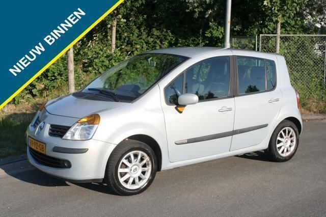 Grijs Gebruikt 2005 Renault Modus MPV | € 1.499 (Eerlijke prijs) - Afbeelding 1/4